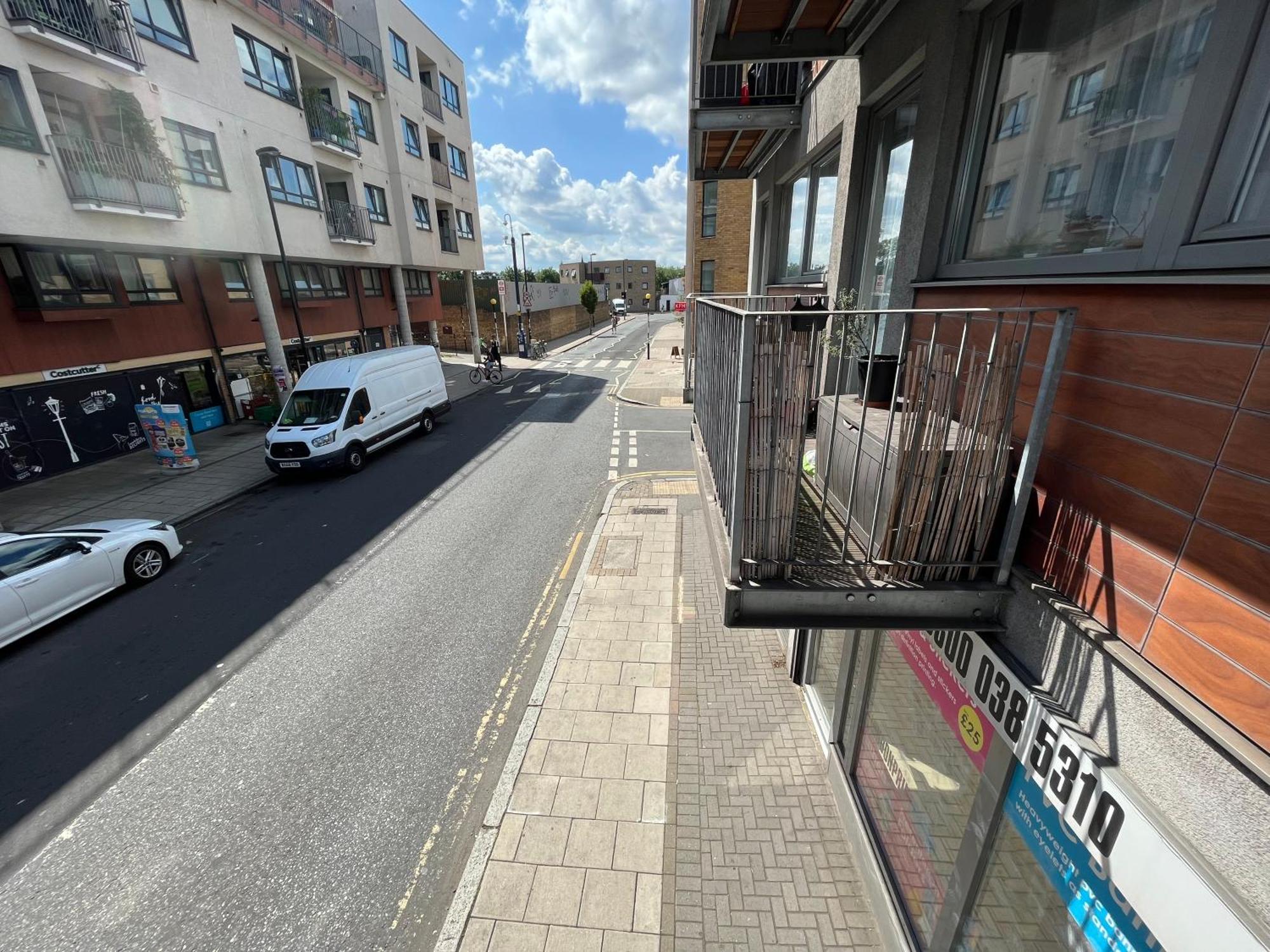 London Modern Flat Near Transportsアパートメント エクステリア 写真